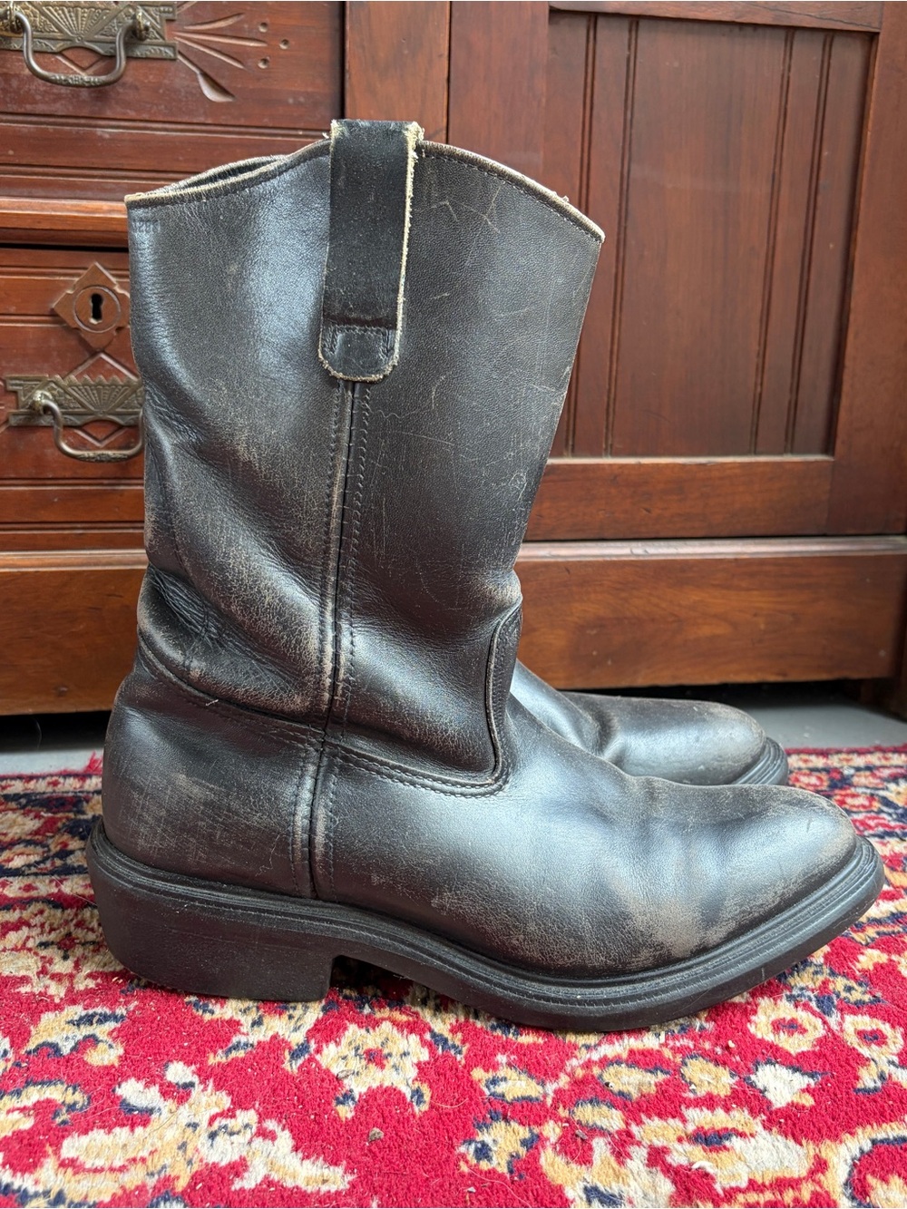 USA Made Redwing Men's Black Leather Pull-On/Roper Boots